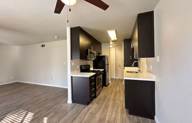 2 beds, 2 baths, 946 sqft, $1,950, Unit 102