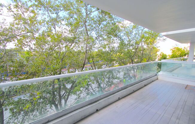 1 bed, 1.5 baths, 924 sqft, $2,700, Unit Unit 310