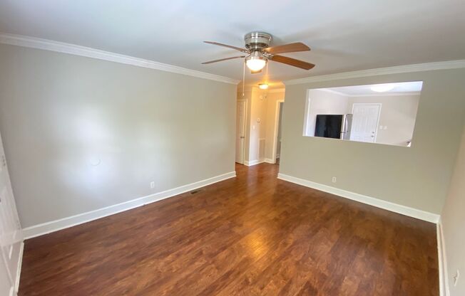 2Bed/1Ba Duplex close to Downtown Concord Fully Renovated with Laundry Room on Site