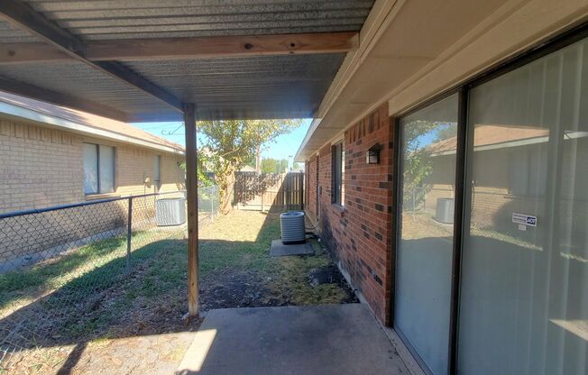 2 beds, 2 baths, $1,525, Unit # B