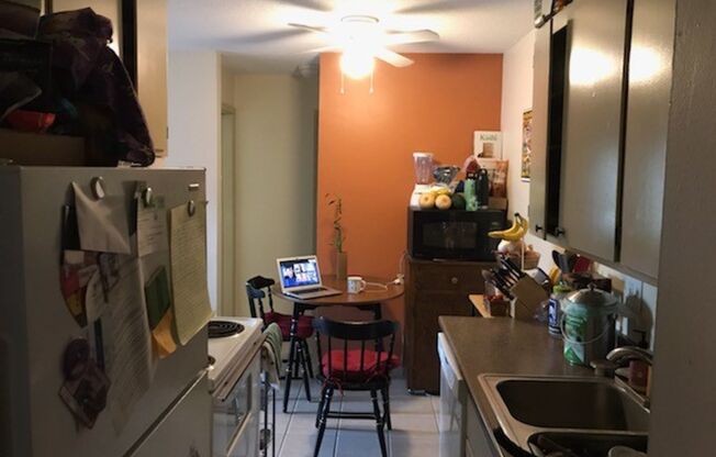 1 bed, 1 bath, 550 sqft, $1,195, Unit 412