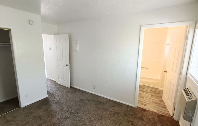 1 bed, 1 bath, 500 sqft, $735, Unit Unit 29