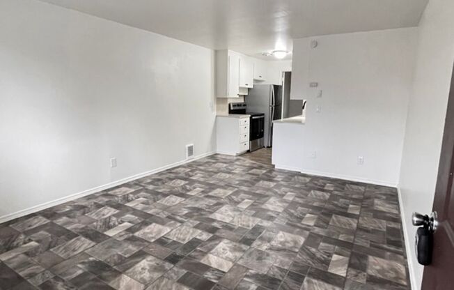 8830- 8832 9th Ave SW