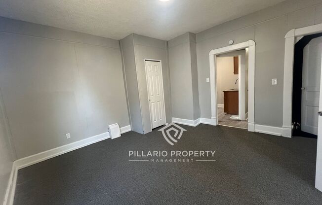 4 beds, 1 bath, $1,395