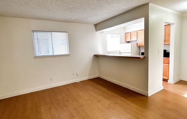 Studio, 1 bath, 400 sqft, $1,125, Unit WWK-403