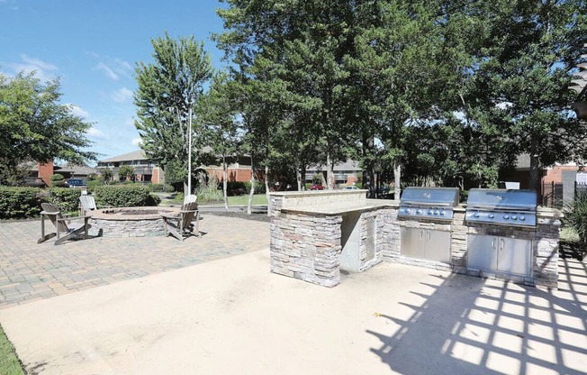 outdoor grills at Bradford chase apartments 