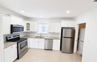 1306 S 29 AVE