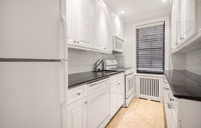 1 bed, 1 bath, $4,795, Unit 3K