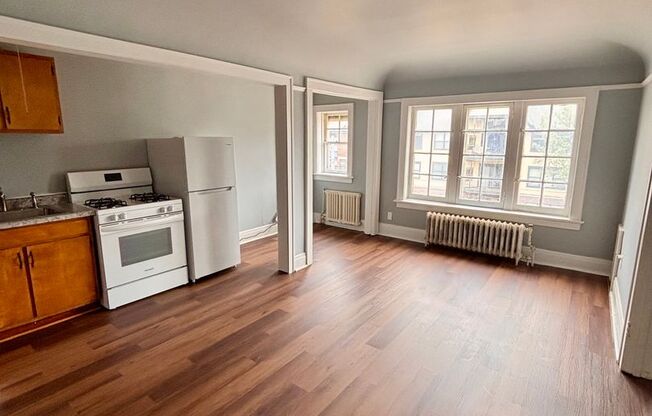 1345 Astor