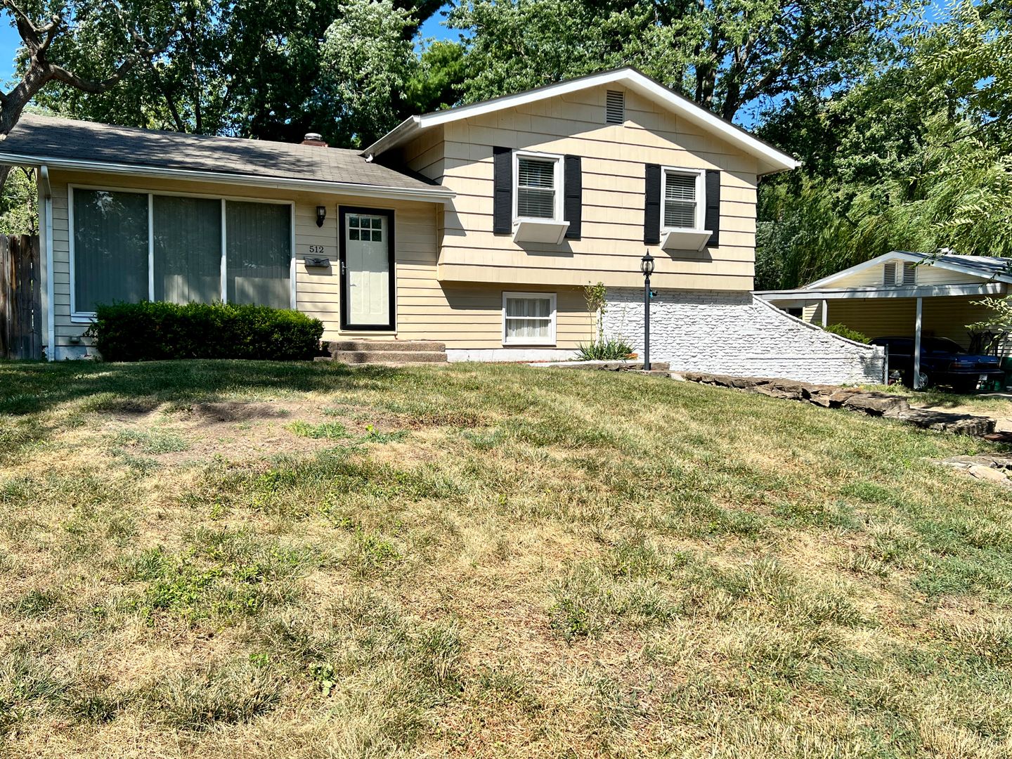 Spacious Home 3 Bedroom w/Fin basement for Lease in Lee's Summit | Midwest Property Resources