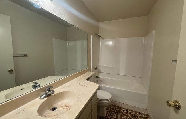 533 Montecito