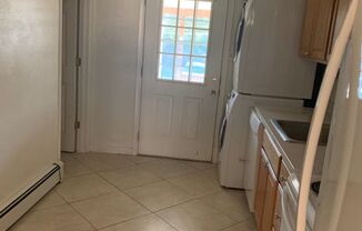 2 beds, 1 bath, 750 sqft, $1,500