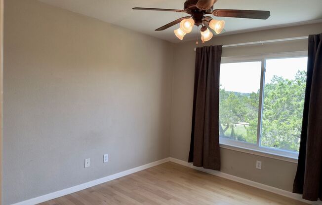 3 beds, 2.5 baths, 1,376 sqft, $2,250, Unit A