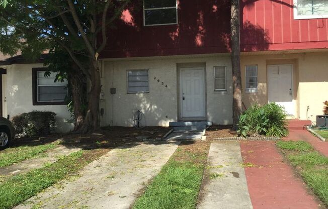 SOUTHEAST ORLANDO - 3BR/2.5BA TOWNHOME