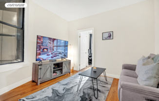 230 E 25th St