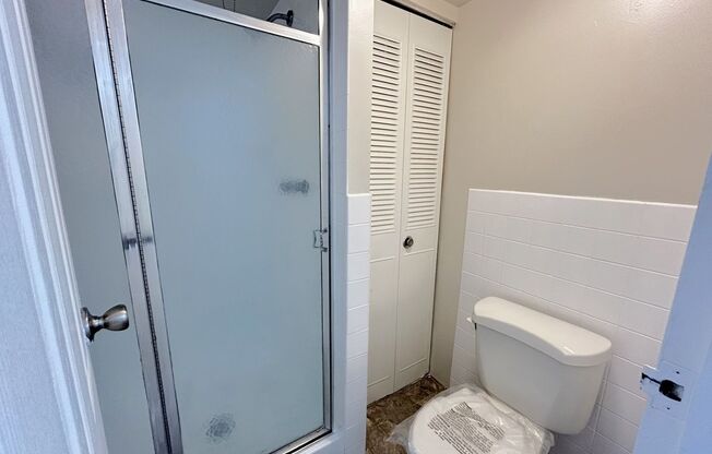 2 beds, 2 baths, 1,100 sqft, $1,549, Unit 120