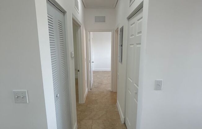 8250 W 21 LN