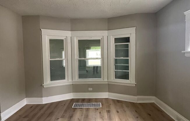 Cleveland East Side 2 Bed Single