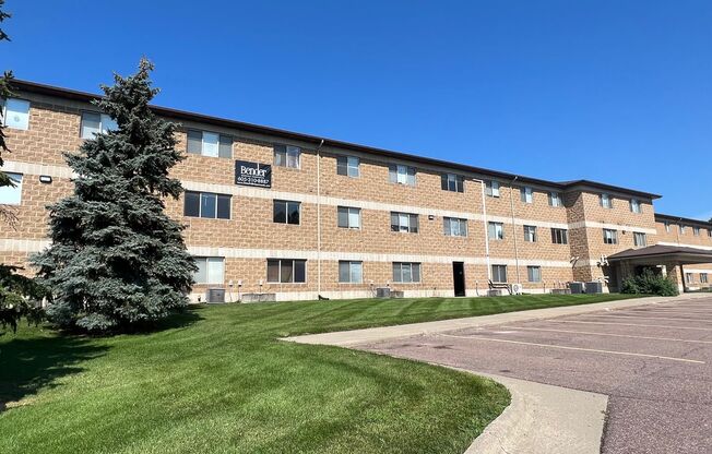 1 bed, 1 bath, 600 sqft, $800, Unit 316