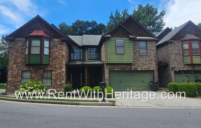 Gorgeous 3Bd / 2Ba Immaculate Townhome / Upgrades Galore / Great Location