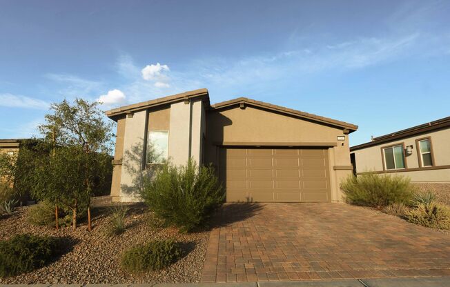 A Fabulous 2 Bedroom home with a Pool in Henderson Furnished or NOT!!!