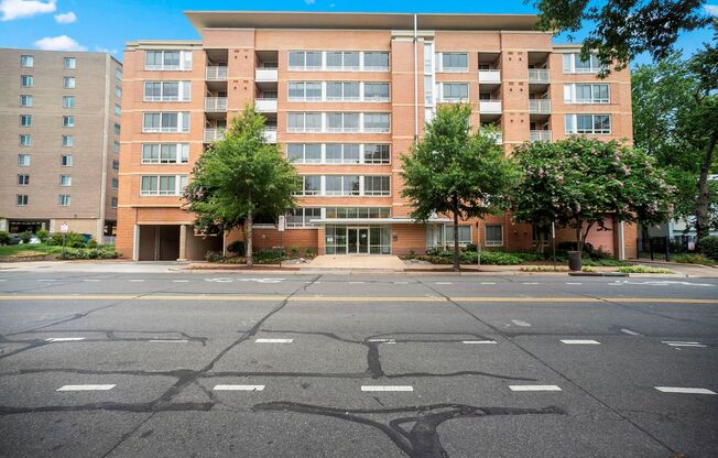 Studio, 1 bath, $1,850, Unit # #N 614