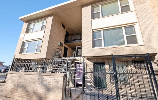 3148-50 W. Marquette