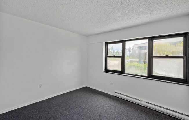 2 beds, 1 bath, 800 sqft, $999, Unit Apt. 502