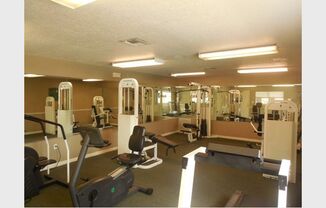 2 beds, 2 baths, 1,022 sqft, $1,732, Unit 5-307
