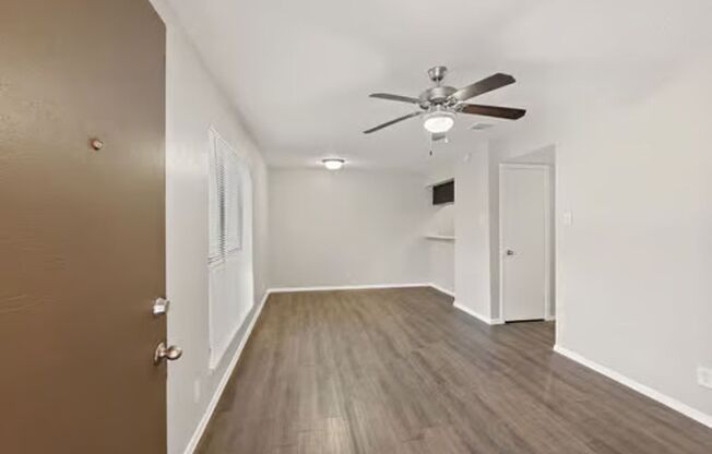 1 bed, 1 bath, 600 sqft, $949, Unit 2001-125