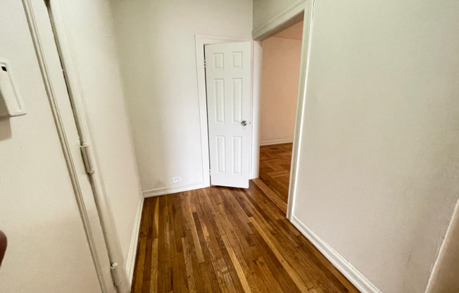 229 W 232 ST