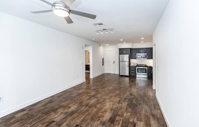 2 beds, 2 baths, 1,139 sqft, $4,216
