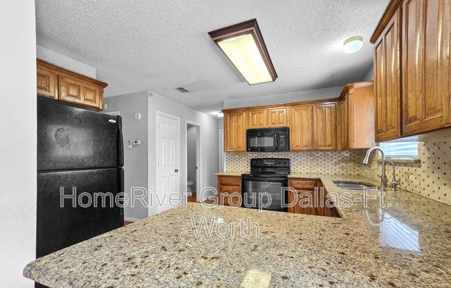 7404 CROSSWICKS CIR