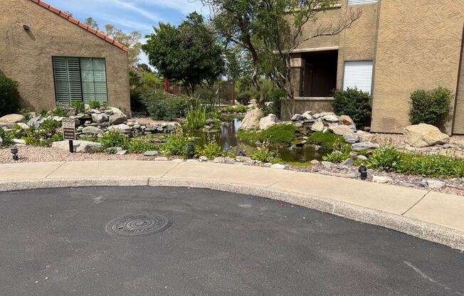 2 beds, 2 baths, $2,250, Unit #2098