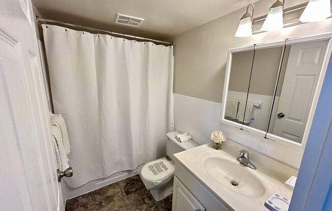 2 beds, 2 baths, 1,100 sqft, $1,549, Unit 120
