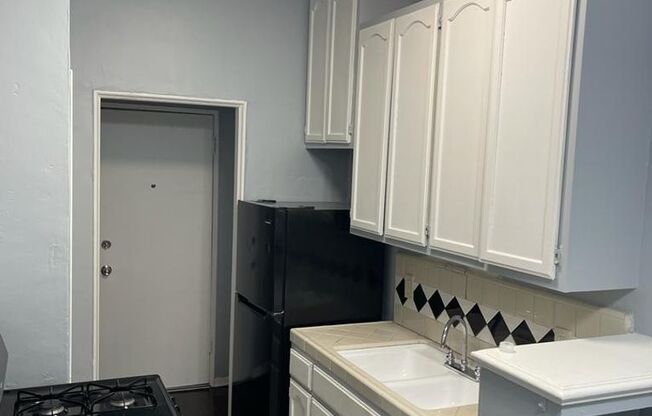 Studio, 1 bath, 500 sqft, $1,495, Unit 15