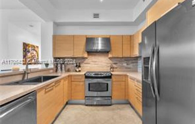 2 beds, 2 baths, 1,059 sqft, $4,000, Unit 2525 SW 3rd Ave # 10-08 (A11706432)