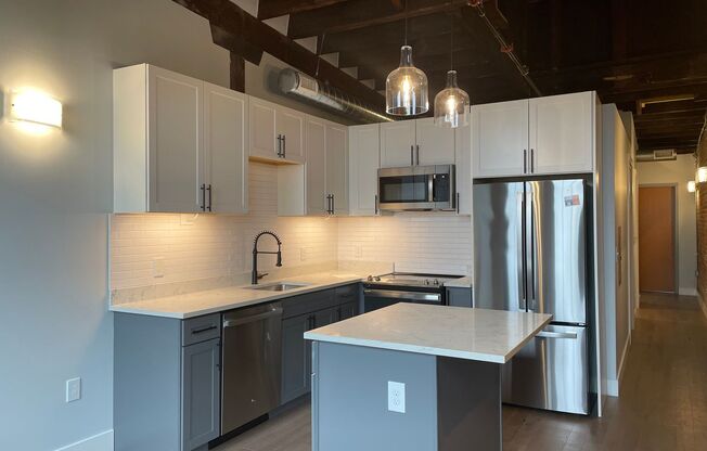 1 bed, 1 bath, 500 sqft, $1,550, Unit 123-414