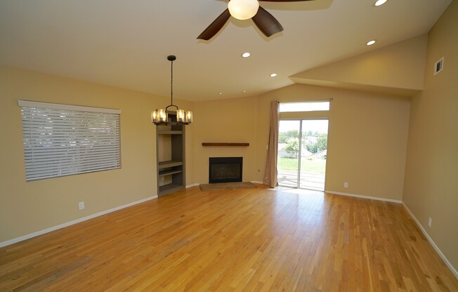 COMING SOON!  Single Story 3 Bedroom Home for Rent in Stevenson Ranch!