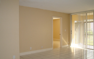 2 beds, 2 baths, $2,194, Unit 11558