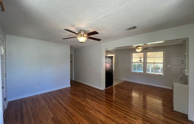 3 beds, 1 bath, $1,500