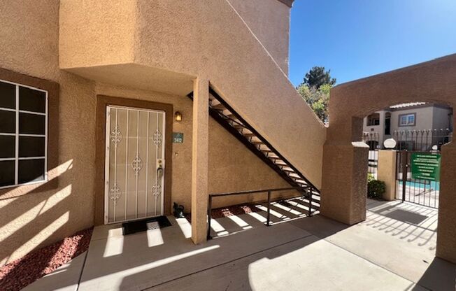 2 beds, 2 baths, $1,600, Unit # 2412
