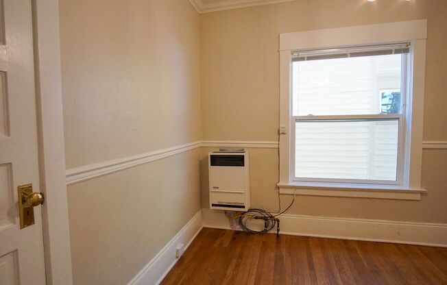 Studio, 1 bath, $1,125, Unit 06