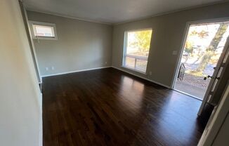 3 beds, 1 bath, $1,300