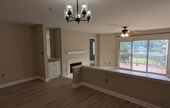 Three Bedroom Waterfront Condo Mooresville