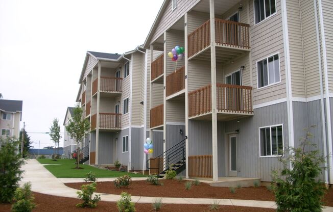 Ellendale Manor Apartments