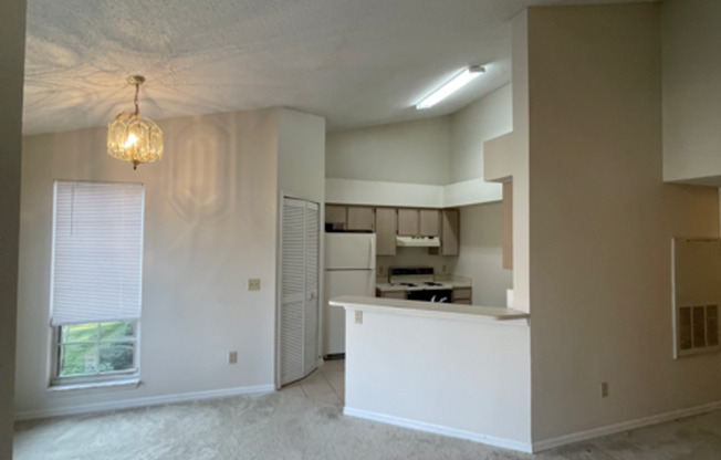 Great 2 Bed 2 Bath Condo $1650.00 monthly