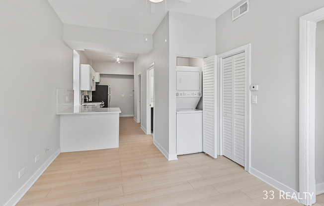 1441 W CORTEZ