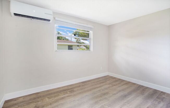2 beds, 1 bath, 624 sqft, $1,499, Unit Ren905.5