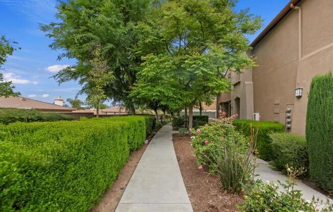 Beautiful 3 bedroom townhouse available for lease in the Promontory Pointe community of Moreno Valley!